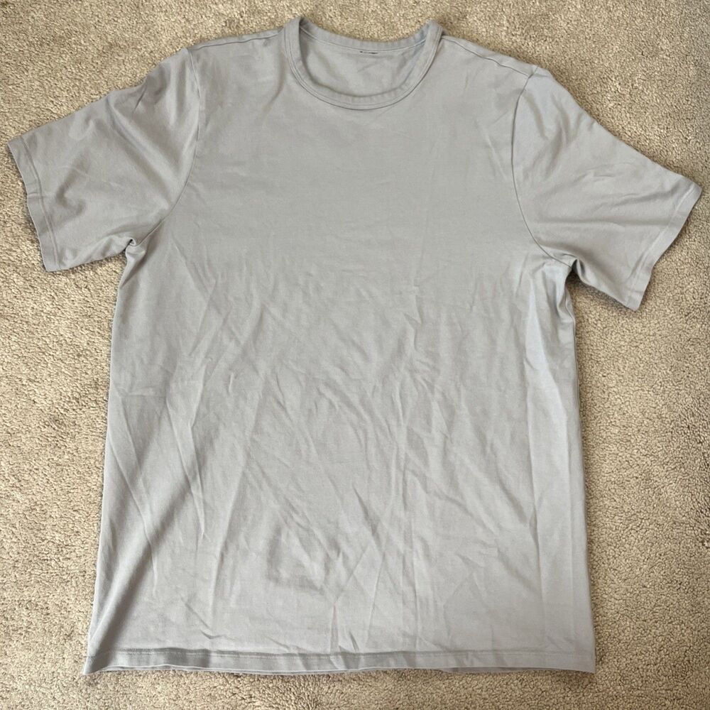 Lululemon T-Shirt Mens Medium Gray Crewneck Soft Jersey Athleisure Minimalist